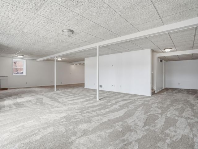 36580 N Pointe Drive, New Baltimore, MI 48047