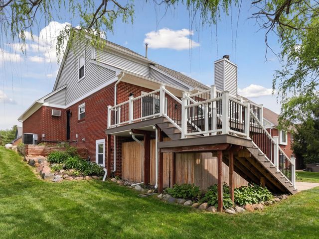 36580 N Pointe Drive, New Baltimore, MI 48047