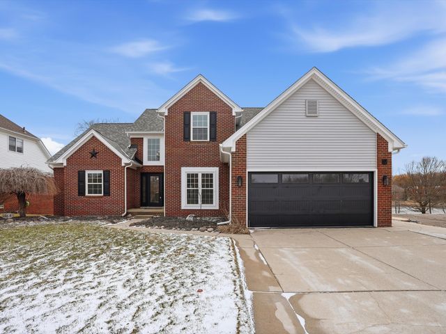 36580 N Pointe Drive, New Baltimore, MI 48047