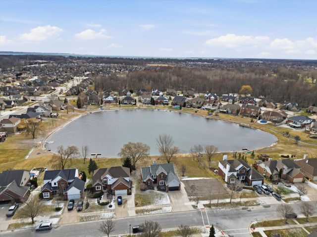 36580 N Pointe Drive, New Baltimore, MI 48047