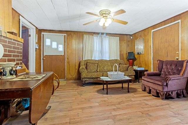 163 Railroad Street, Enoree, SC 29335