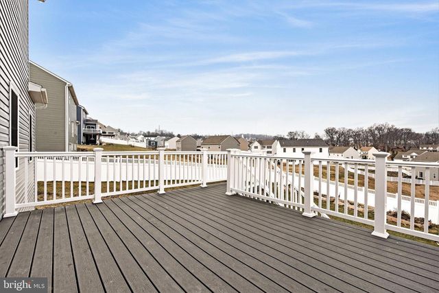 165 CHAMPIONS DR, York Haven, PA 17370