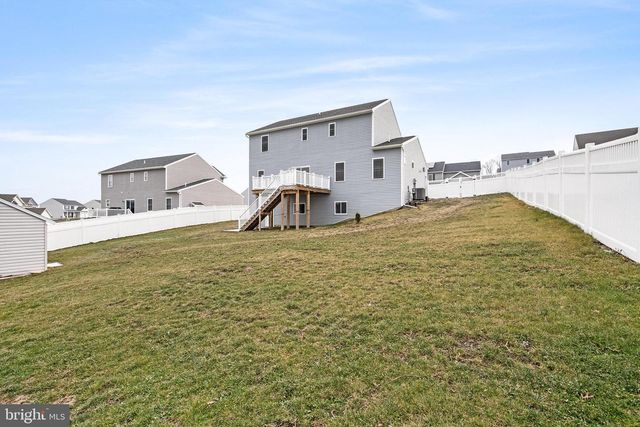 165 CHAMPIONS DR, York Haven, PA 17370