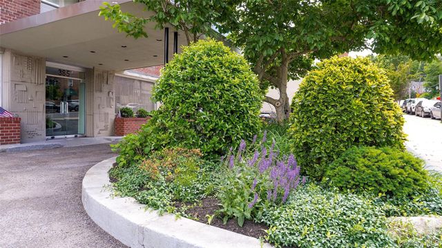 385 McLean Avenue 1G, Yonkers, NY 10705