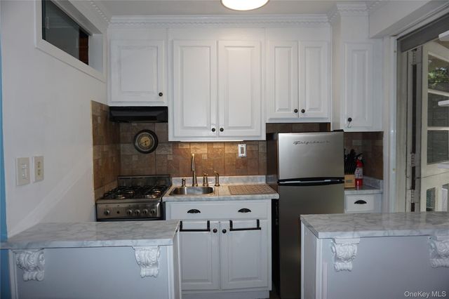 385 McLean Avenue 1G, Yonkers, NY 10705