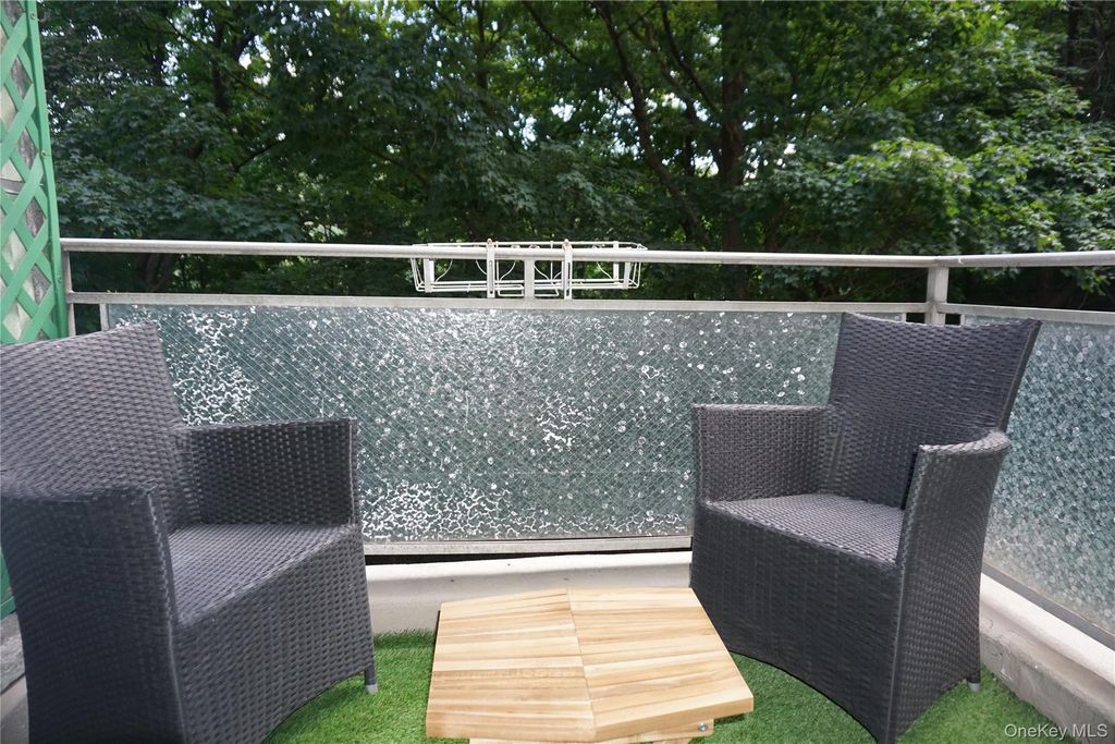 385 McLean Avenue 1G, Yonkers, NY 10705 — photo 4