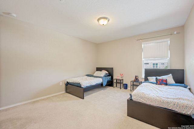 7910 Emmeline Dr, Boerne, TX 78015