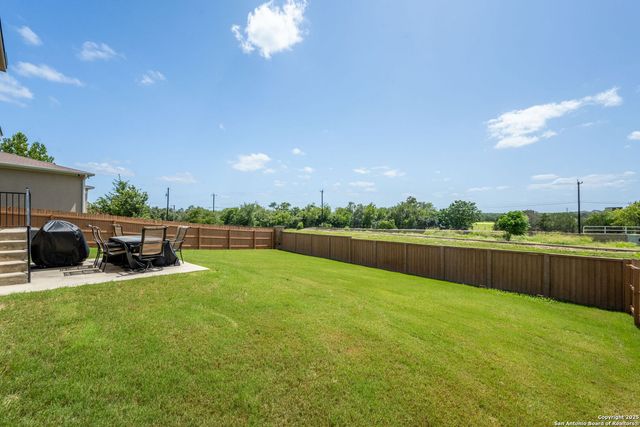 7910 Emmeline Dr, Boerne, TX 78015