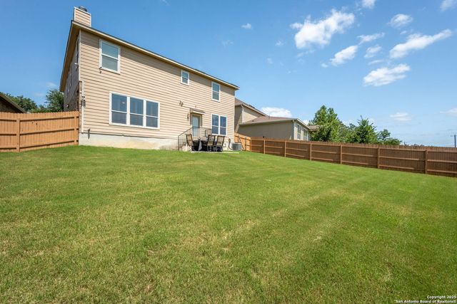 7910 Emmeline Dr, Boerne, TX 78015