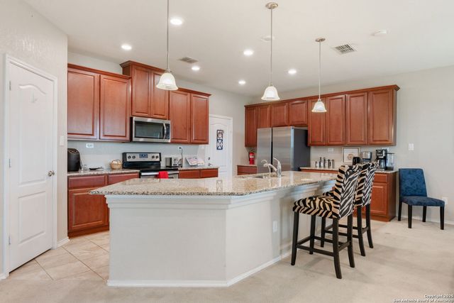 7910 Emmeline Dr, Boerne, TX 78015