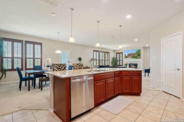 7910 Emmeline Dr, Boerne, TX 78015