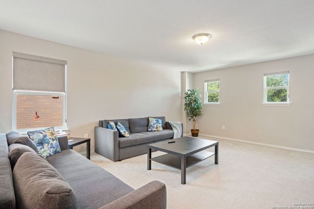 7910 Emmeline Dr, Boerne, TX 78015