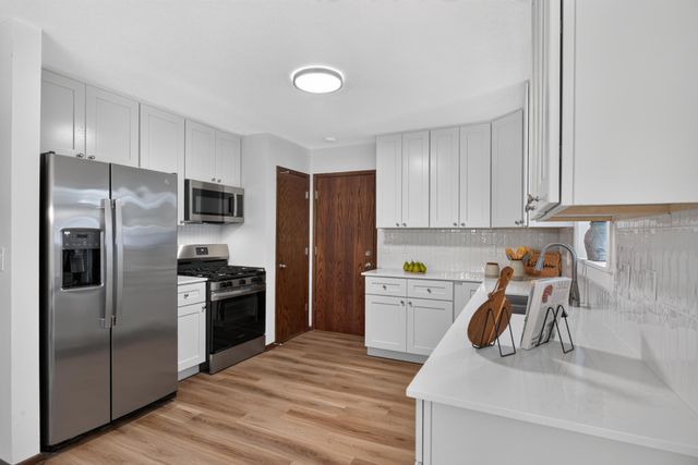 10132 Johnson Avenue S, Bloomington, MN 55437