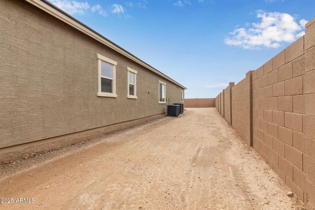 20247 W HOLLYHOCK Street, Buckeye, AZ 85396