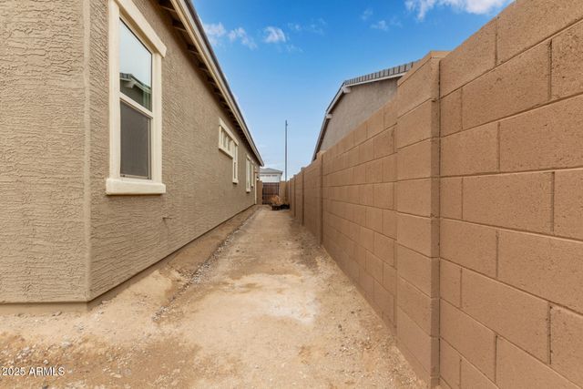 20247 W HOLLYHOCK Street, Buckeye, AZ 85396