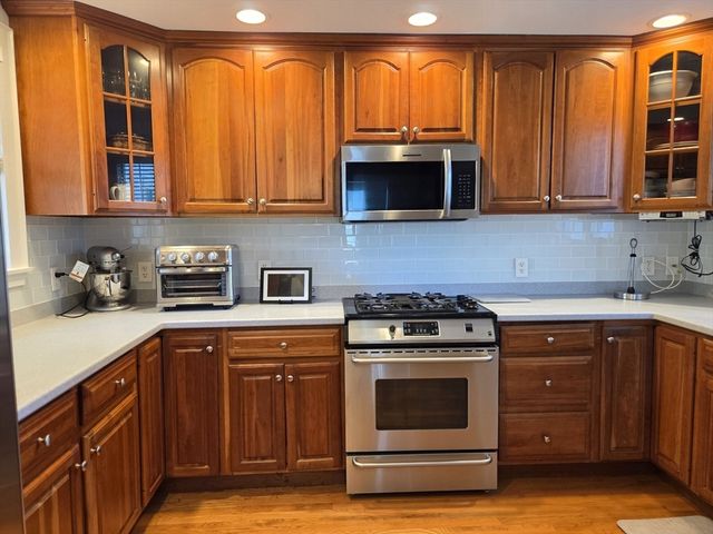 25 Waldeck Road, Milton, MA 02186