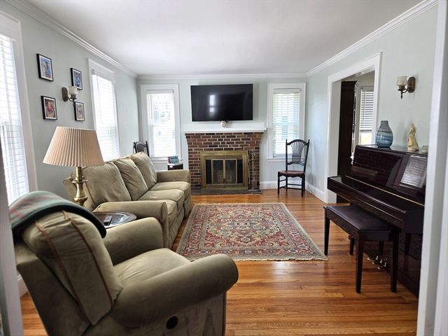 25 Waldeck Road, Milton, MA 02186