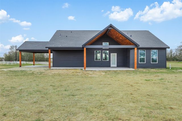 14827 Fm 1696, Bedias, TX 77831