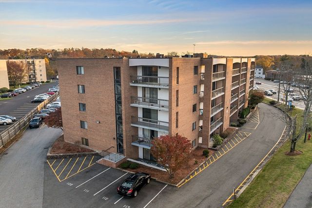 40 Main St 505, Stoneham, MA 02180