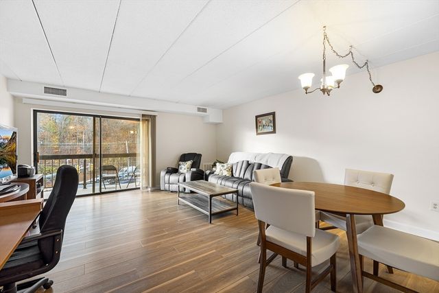 40 Main St 505, Stoneham, MA 02180