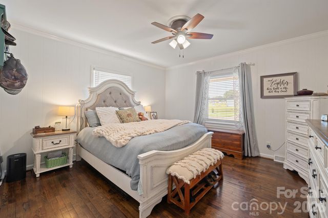 500 N Elm Street, Cherryville, NC 28021