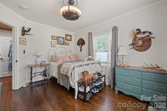 500 N Elm Street, Cherryville, NC 28021