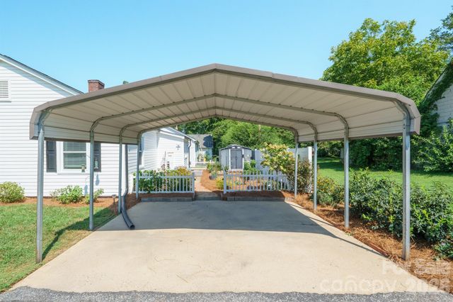 500 N Elm Street, Cherryville, NC 28021