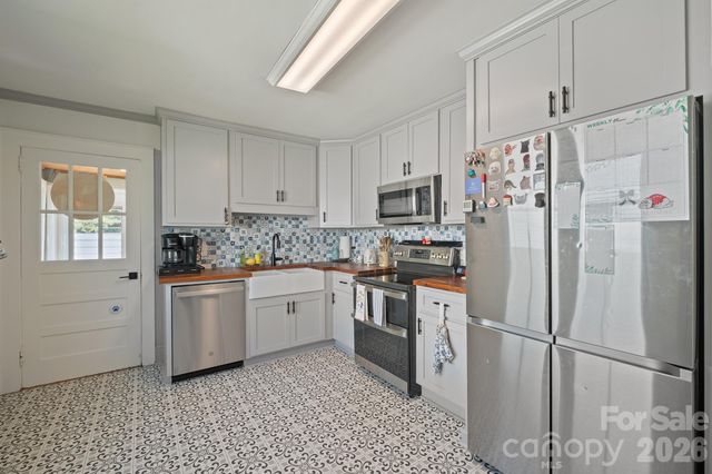 500 N Elm Street, Cherryville, NC 28021