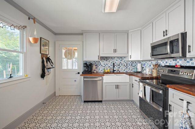 500 N Elm Street, Cherryville, NC 28021