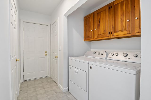 5 Huntington Place, Hampton, NH 03842