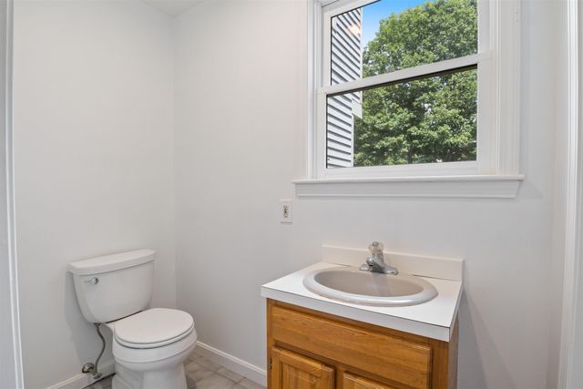 5 Huntington Place, Hampton, NH 03842