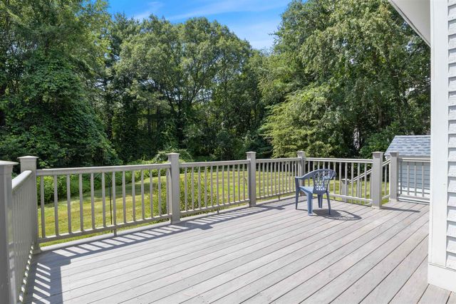 5 Huntington Place, Hampton, NH 03842