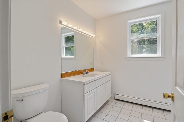 5 Huntington Place, Hampton, NH 03842