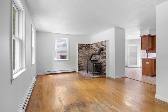 5 Huntington Place, Hampton, NH 03842