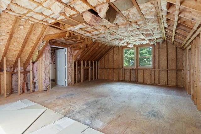 5 Huntington Place, Hampton, NH 03842