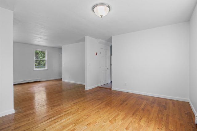 5 Huntington Place, Hampton, NH 03842