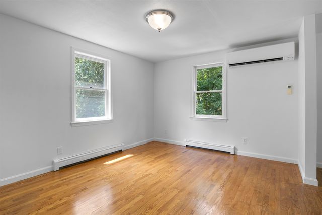 5 Huntington Place, Hampton, NH 03842