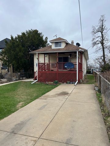6340 W Barry Avenue, Chicago, IL 60634