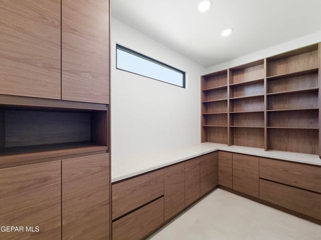 6401 Cadence River Drive, El Paso, TX 79932