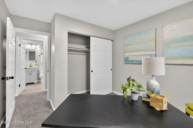 250 Bonaparte Drive, Toledo, OH 43615