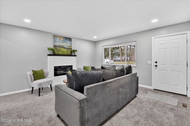 250 Bonaparte Drive, Toledo, OH 43615