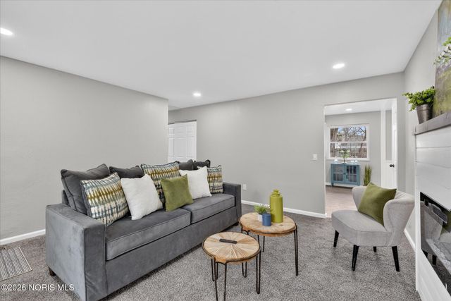 250 Bonaparte Drive, Toledo, OH 43615