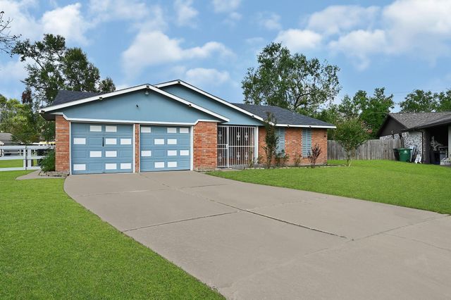 12223 Woodcliff Drive, Houston, TX 77013