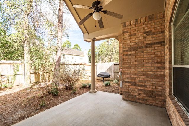 43 N Belfair Place, Spring, TX 77382