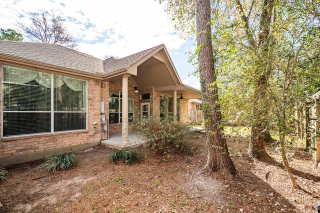 43 N Belfair Place, Spring, TX 77382