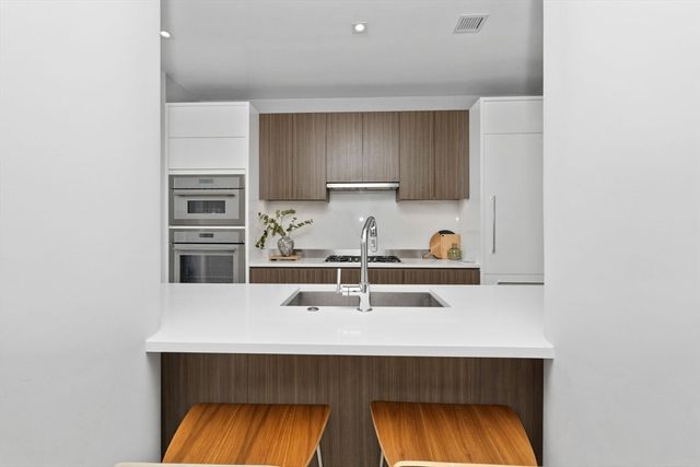 100 Shawmut Ave 201, Boston, MA 02118