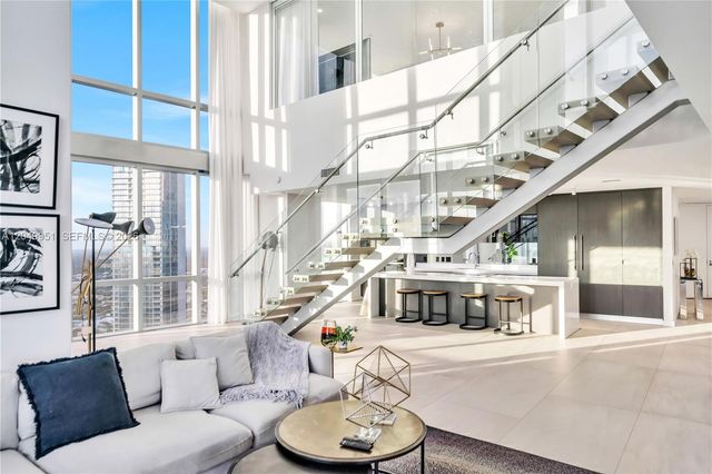 851 NE 1st Avenue Penthouse 4612, Miami, FL 33132