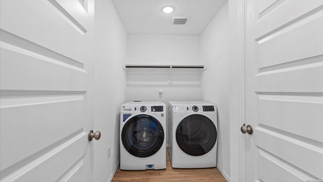 5518 Fossil Way, San Antonio, TX 78222