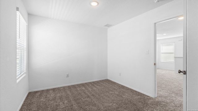 5518 Fossil Way, San Antonio, TX 78222