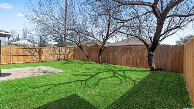 5518 Fossil Way, San Antonio, TX 78222